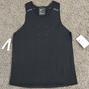 NWT Nike Tech Pack Running Singlet